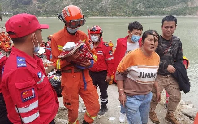 汶川大地震（汶川大地震死亡了多少人?） 第2张