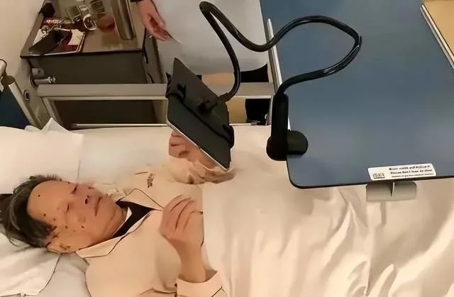 好友曝杨振宁往事，翁帆爱好与杨振宁原配类似，二人已被家人接受-杨振宁和翁帆差了多少岁