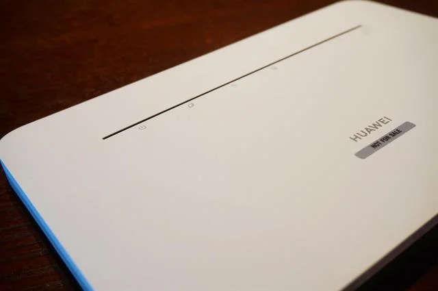 突破宽带模式限制，畅享随身WiFi模式！华为4G移动路由2 Pro上手-华为移动随身wifi4g无线路由器怎么连接