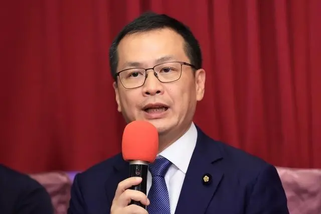 蓝白挡下1.25万亿新台币军费 要求赖清德说清楚