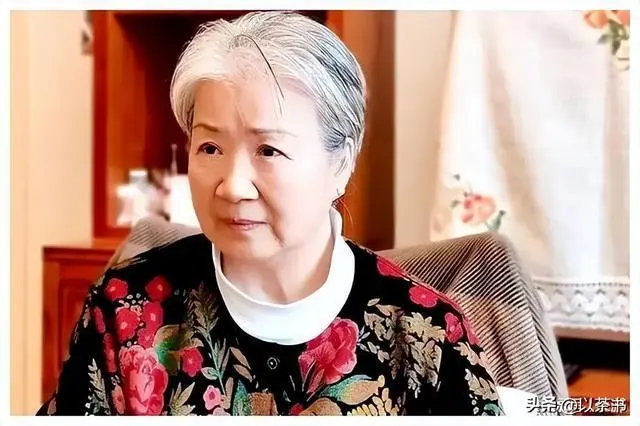 编辑：小脑袋