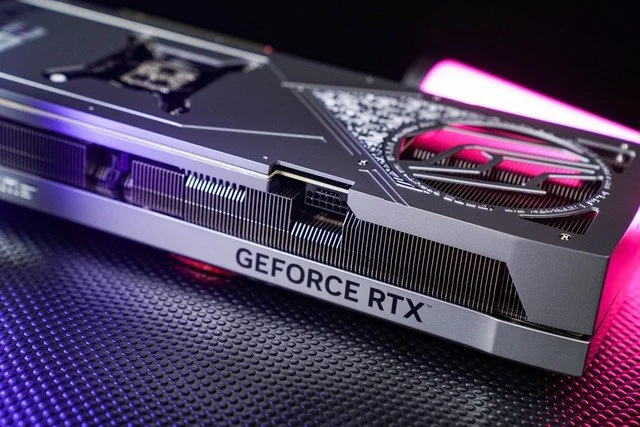 iGame RTX 4070 Ti ADOC首测 价格砍半的3090ti你买吗？-lgame显卡