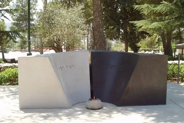 ������Ĺ