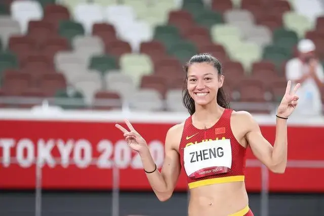 2021年8月4日至5日，东京奥运会田径女子七项全能比赛，中国选手郑妮娜力获得第十名。新华社资料图