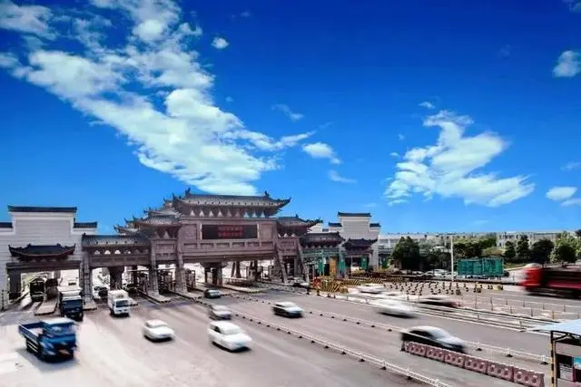 杭长高速长沙收费站。（图源湖南省交通运输厅）