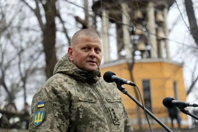 俄军大规模空袭 乌克兰总司令透露关键细节