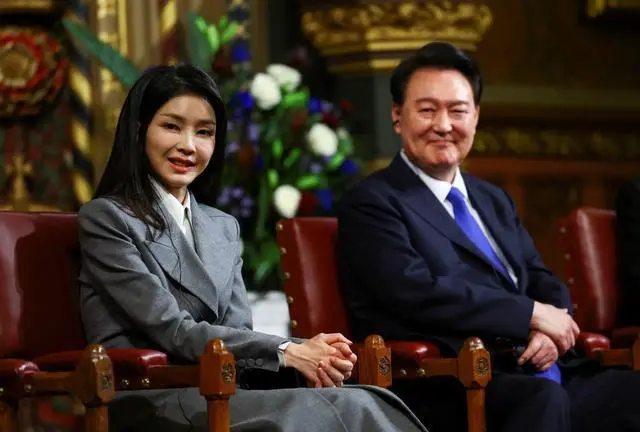 尹锡悦是金建希一手捧起来的吗