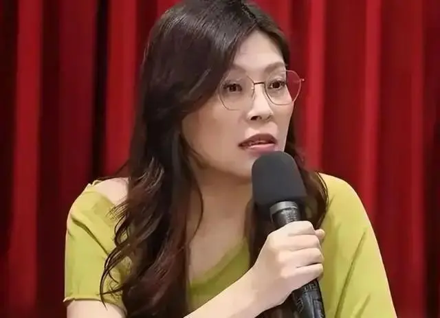 亲绿学者尖锐发问 郑丽文直球对决：民进党已变质