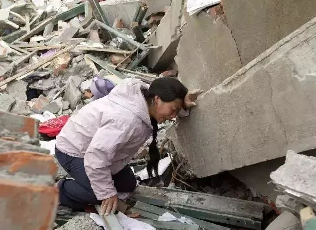 汶川大地震禁止的照片（汶川大地震啊） 第6张