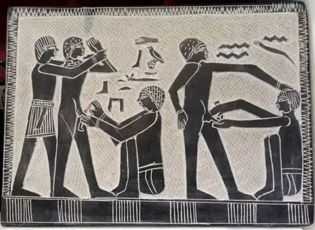 早在古埃及明陵墓上，已出现包皮手术的身影