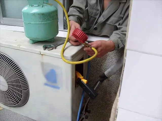 水总管小课堂|炎热的夏天开空调，制冷模式好还是除湿模式好？