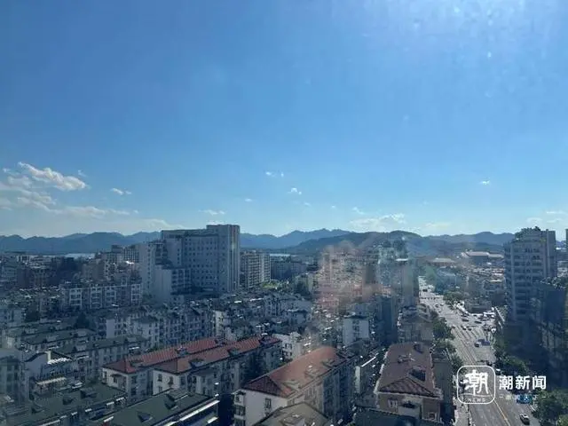 房屋窗景 吴佳怡 摄