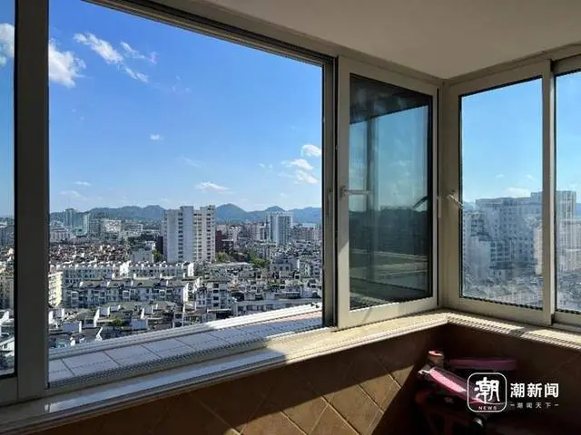 房屋窗景 吴佳怡 摄