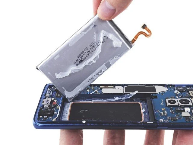 手机可拆卸电池即将回归 利大于弊别再被苹果牵着走