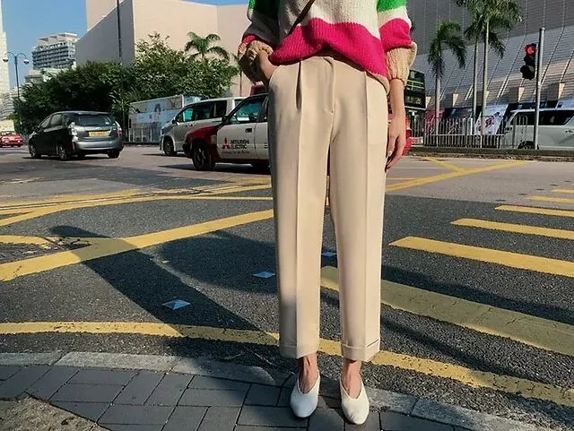 吊打阔腿裤，这3条裤子才是显腿长腿细还时髦(阔腿裤显胖不)