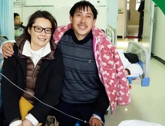 袁立与尘肺病人