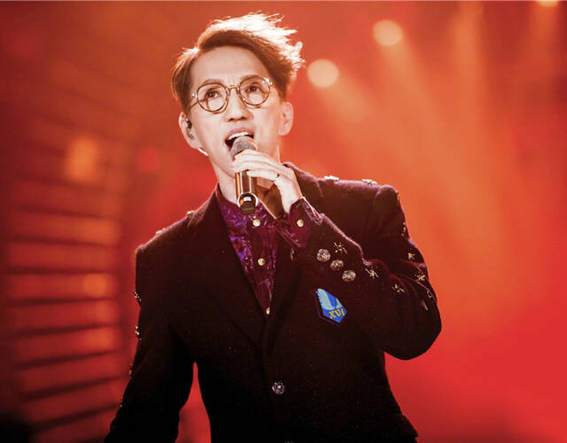 林志炫唱《离人》.