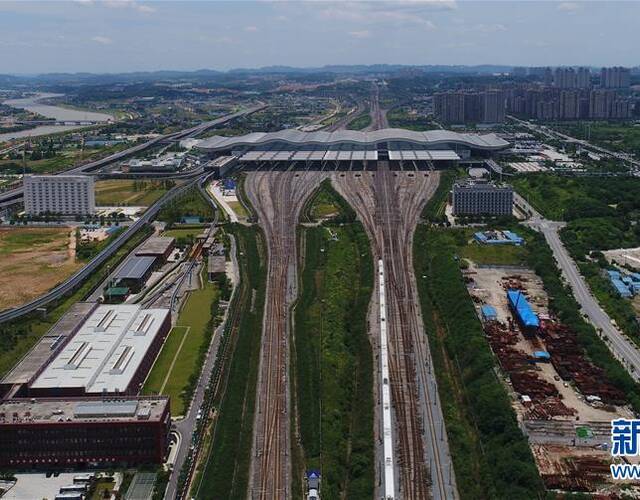 受湖南地區連日強降雨影響,7月6日5時許,京廣高鐵汨羅東至長沙南站