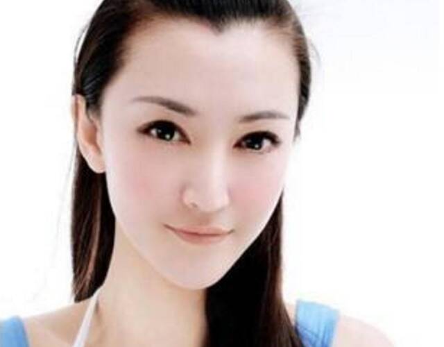 中国最年轻的十大女亿万富豪，真正的白富美