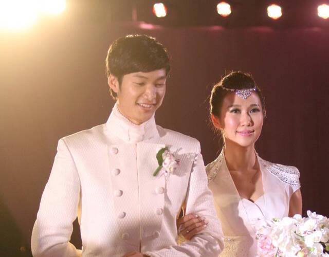 2013年1月27日,雷声迎娶相恋7年的爱人周雪,值得一提的是,周雪曾是