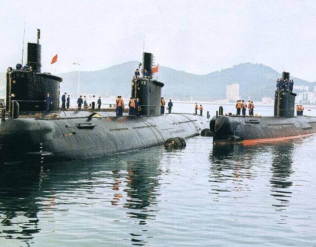 中国交付孟加拉2艘035型潜艇
