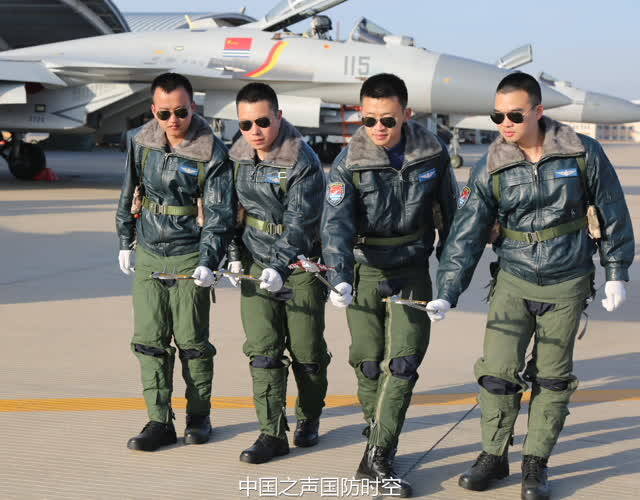 歼15战机有多少架？编号全曝光