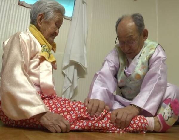 老奶奶回忆76年前,在她14岁时遇见了23岁的赵炳万