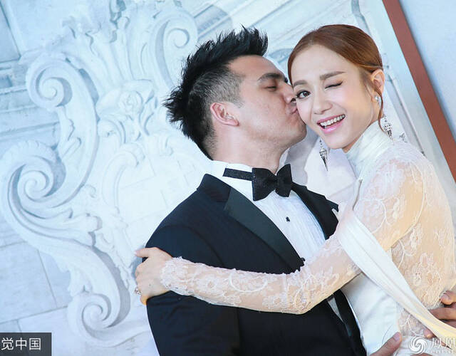 王君馨香港补办婚宴狂吻老公 钟嘉欣李亚男伴娘团美翻