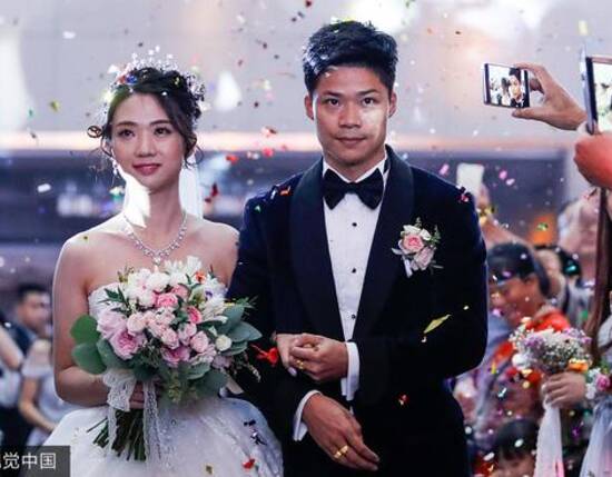 苏炳添大婚 携"史上最快伴郎团"尬舞