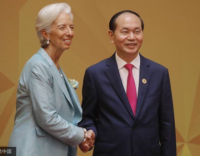 APEC峰会闭幕 领导人合影