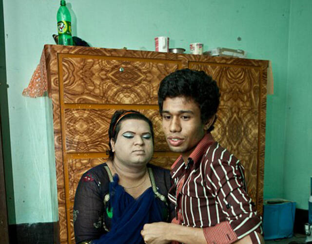 孟加拉第三性别人群遭歧视被迫出卖身体