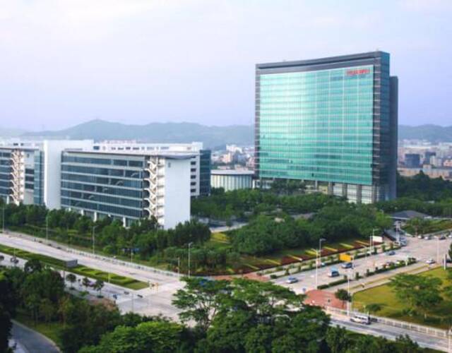 华为总部基地位于位于中国深圳龙岗区,据华为内部员工透露在华为的