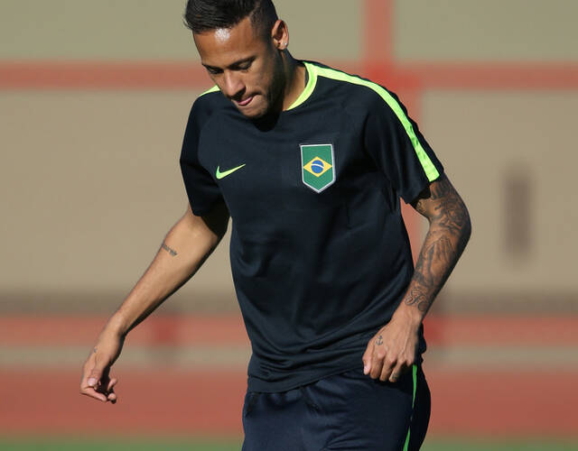巴西男足备战里约 内马尔奥古斯托现身