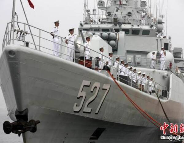图为中国海军洛阳号导弹护卫舰(053h3型护卫舰)