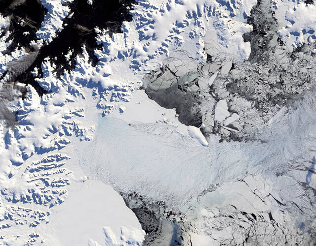 图为拉森b冰架早期资料图,当时640_500