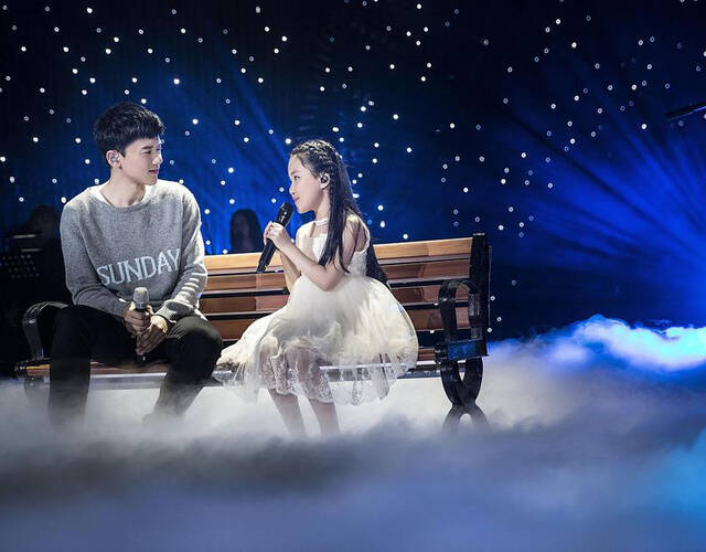 张杰与刘润潼合唱.