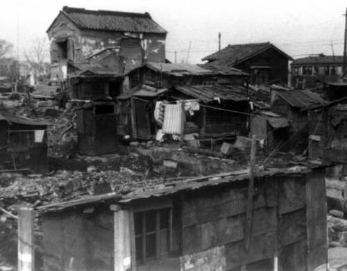 二战中被炸成废墟的日本城市