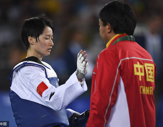 吴静钰爆冷负18岁小将