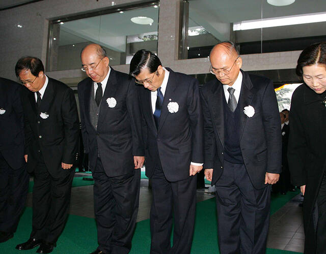 国共会面：总在国有大事时
