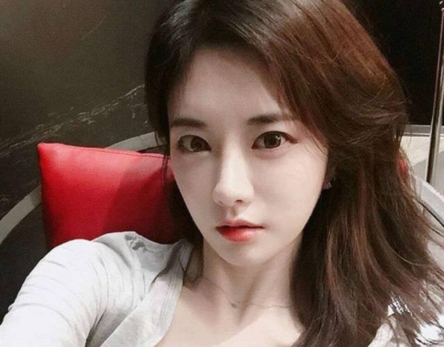 清纯女主播私照受追捧 网友:身材好到不科学