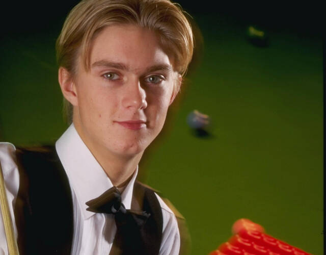 2006年10月9日,斯诺克名将保罗-亨特因癌症去世,年仅28岁.