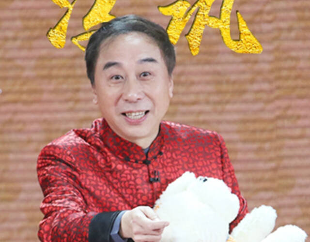 徐帆时隔20年再登春晚 搭档冯巩演小品