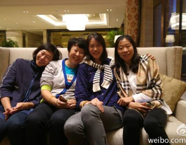 女排黄金一代再聚首 赵蕊蕊:友情不变