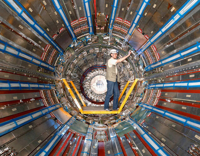 世界最大粒子加速器科幻十足 对撞能量堪比核弹