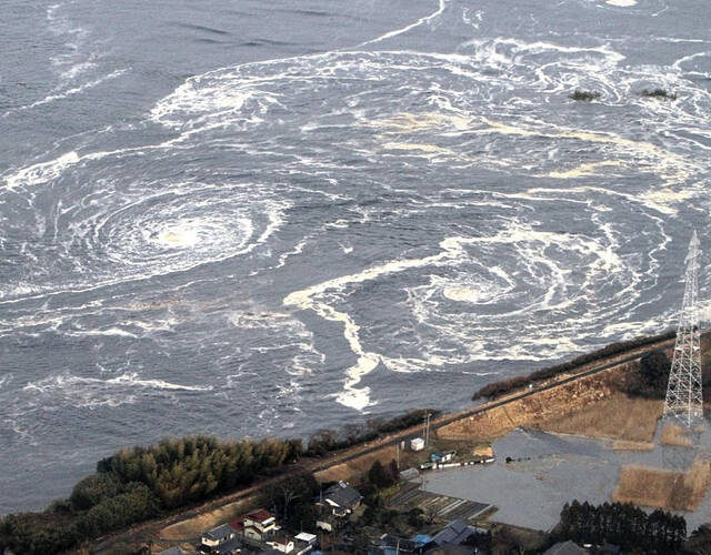 2011年3月11日,灾难现场海啸来袭