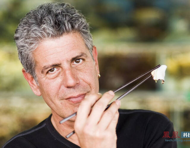 米其林大厨安东尼·波登(anthony bourdain.座驾model s.