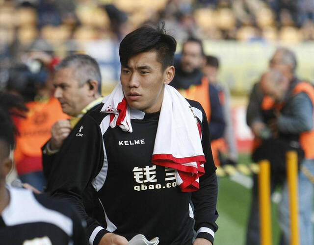 西甲-张呈栋进名单无缘出场 球队遭逆转