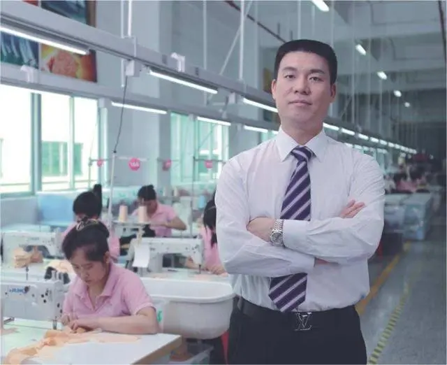 徐峥《港囧》人物原型，都市丽人郑耀南如何创造中国女性内衣史-港囧徐峥说的台词
