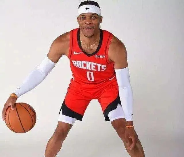 热衷排名的美媒评选出NBA下赛季西部前十球星，杜兰特遗憾落选-本赛季nba西部排名最新
