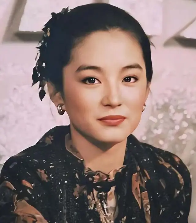 长相太美无人敢追？她魅力究竟多大？谢园：太性感，看到就想勾引